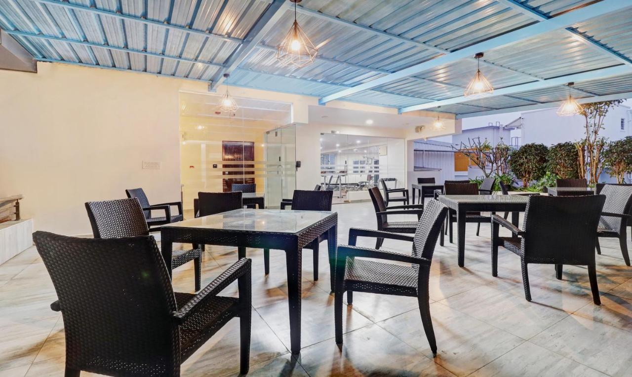 Treebo Trend The White Tree Hope Farm Junction Hotell Bangalore Exteriör bild