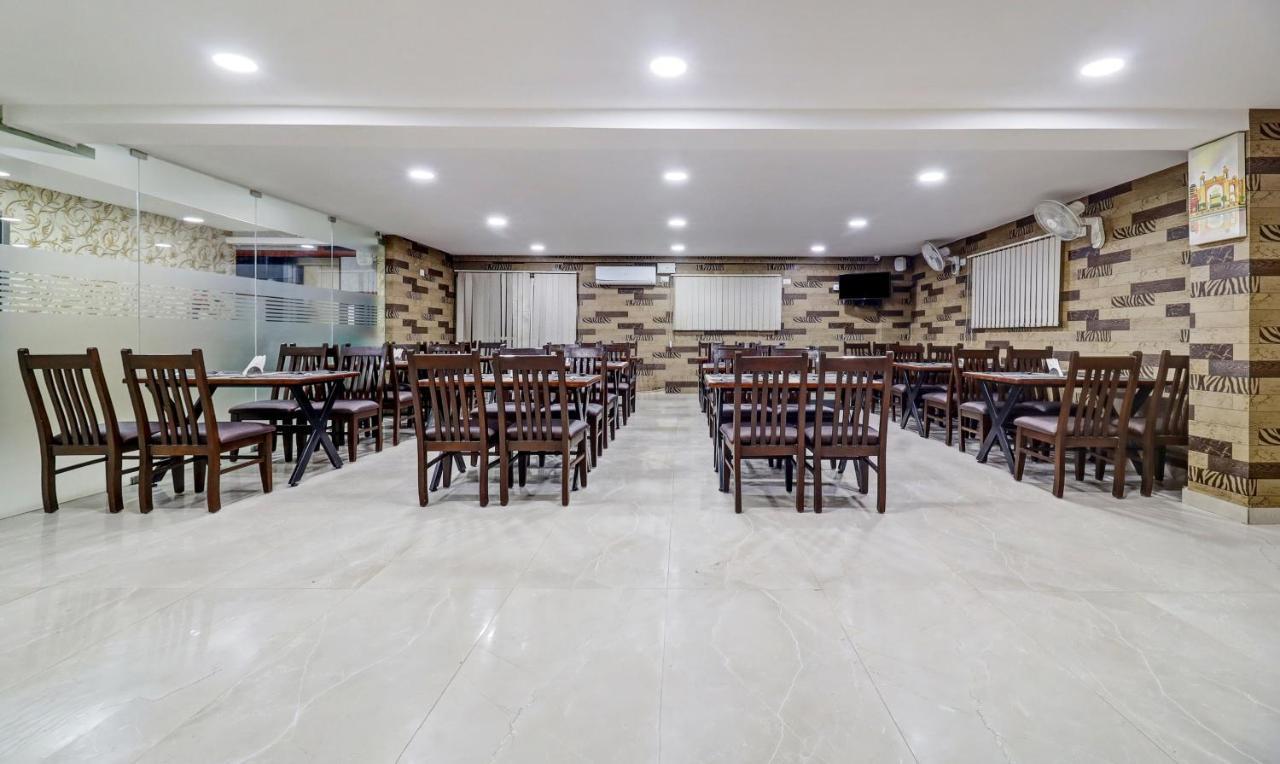Treebo Trend The White Tree Hope Farm Junction Hotell Bangalore Exteriör bild