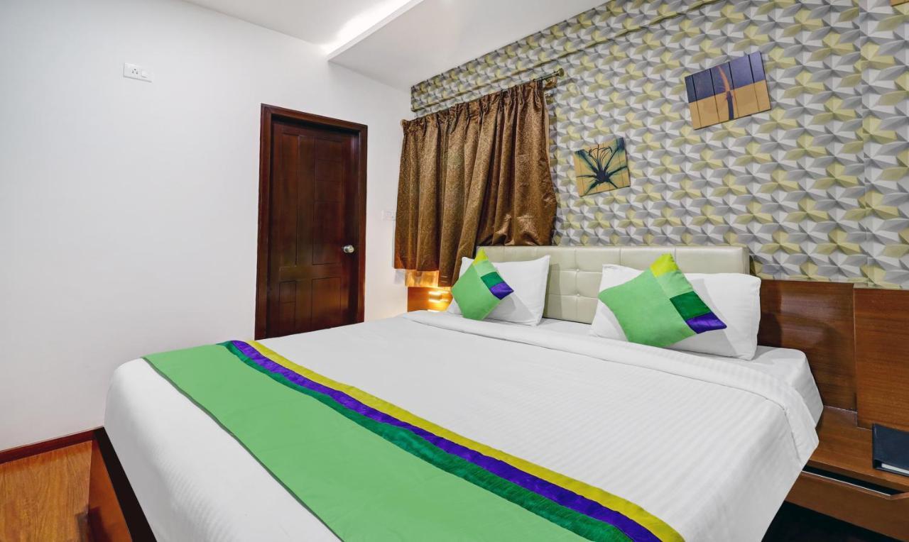 Treebo Trend The White Tree Hope Farm Junction Hotell Bangalore Exteriör bild