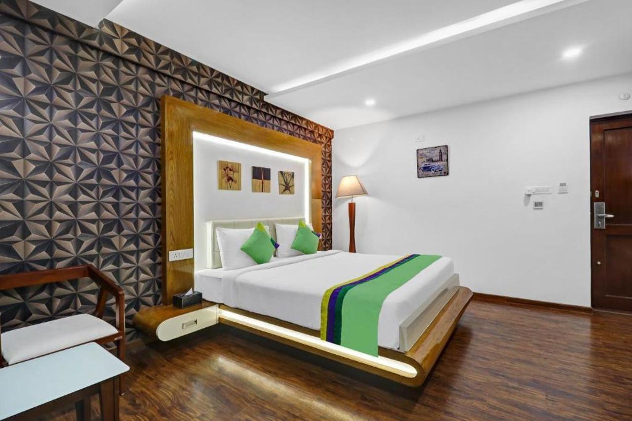 Treebo Trend The White Tree Hope Farm Junction Hotell Bangalore Exteriör bild