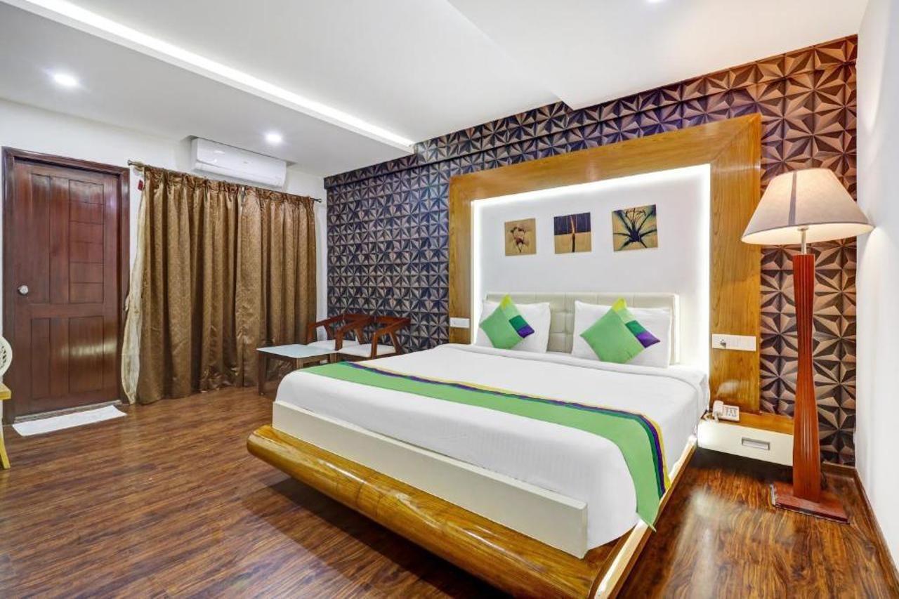 Treebo Trend The White Tree Hope Farm Junction Hotell Bangalore Exteriör bild